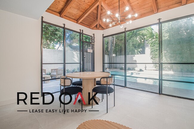 Photo - Toluca Lofts