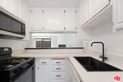 Photo - 2337 Oak St