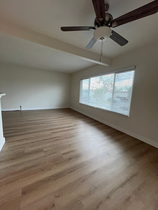 Photo - 10761 Palma Vista Ave Unit 4
