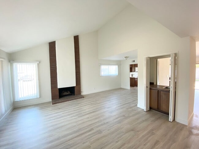 Photo - Amazing Pet friendly Anaheim home!