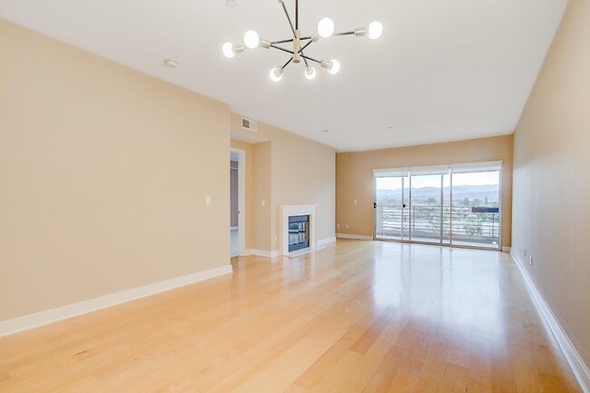 Photo - 11815 Laurelwood Dr Unit 17