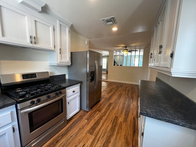 Photo - 7900 Shoshone Ave