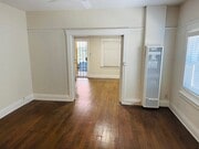 Photo - 116-122 W 9th St