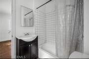 Photo - 822 E 87th Pl Townhome