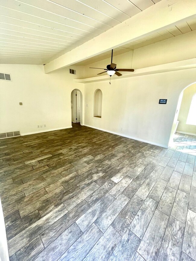 Photo - Serene 2 Bedroom 1 Bathroom Home