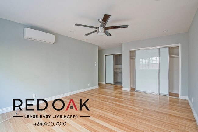 Photo - 1023 Hayworth Ave Unit 4