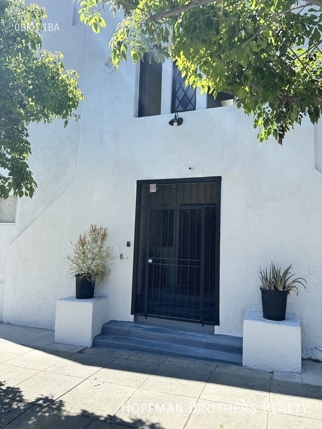 Photo - 1001 Hyperion Ave Unit 207