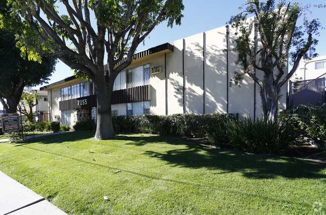 Building Photo - Sepulveda Apartments