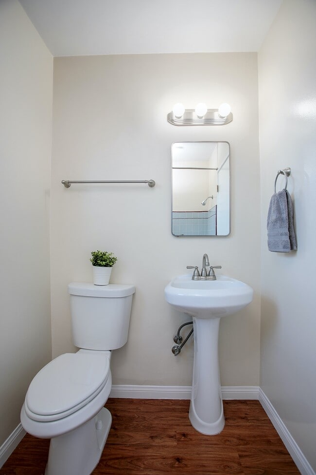 Photo - 255 S Madison Ave