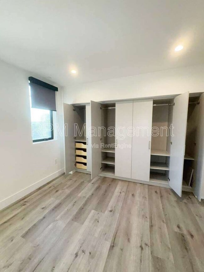 Photo - 5923 Laurel Canyon Blvd Unit 400