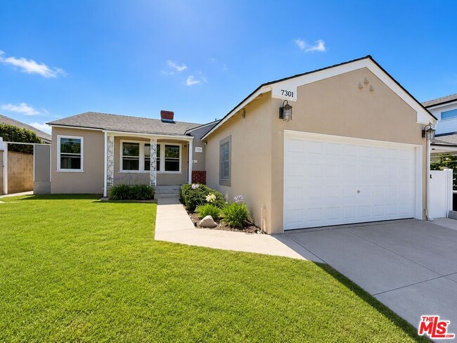 Building Photo - 7301 Dunfield Ave