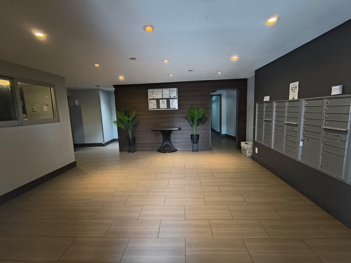 Photo - 1400 Edgemont