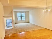 Photo - 1965 Oakwood Way