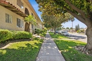 Photo - Villa Rosa Apartments
