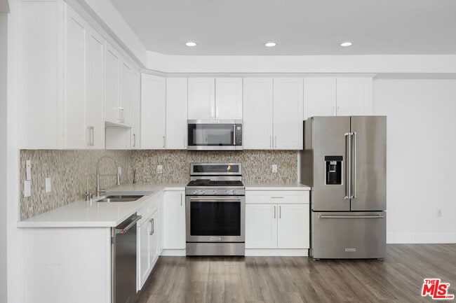 Photo - 1101 S Harvard Blvd Unit 505