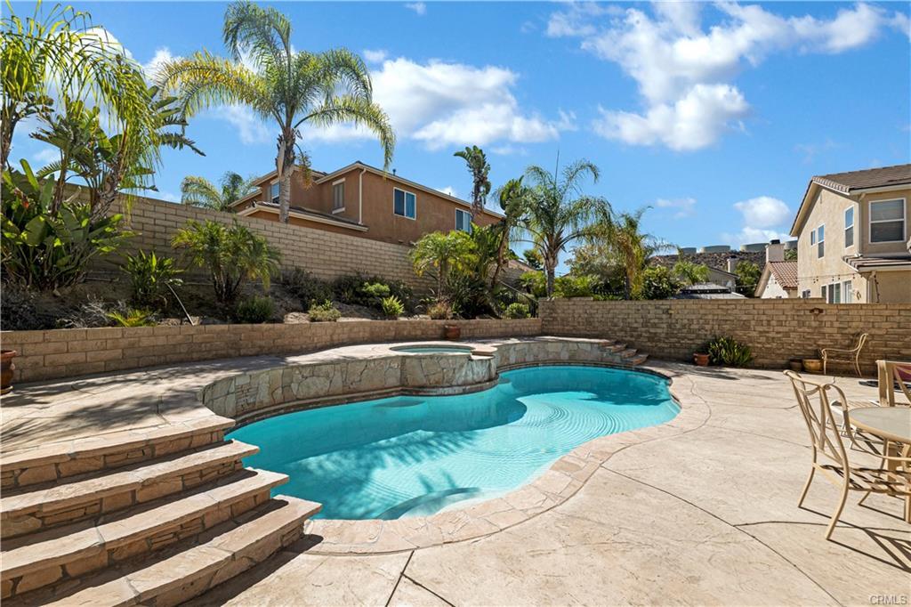 Photo - 28374 Stansfield Ln