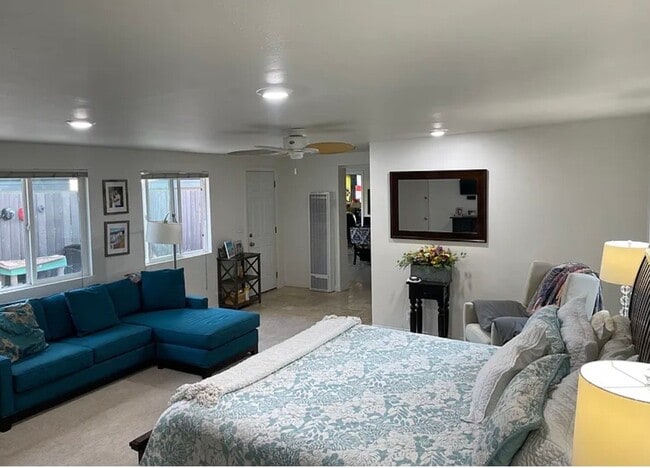 Photo - 5081 Foothill Blvd