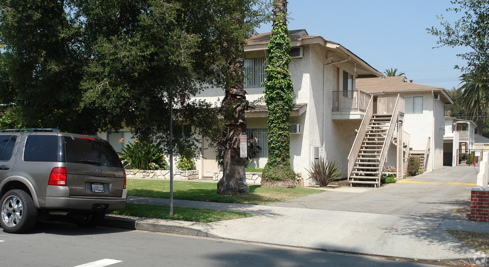 Photo - Pasadena Apartments