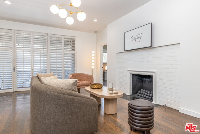 Photo - 8911 Cynthia St Unit #9