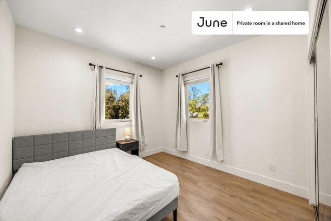 Photo - Room in Shared 4 bed/4 bath home Unit C