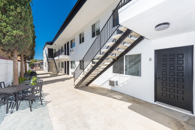 Ivy Street Apartments - Ivy Street Apartments