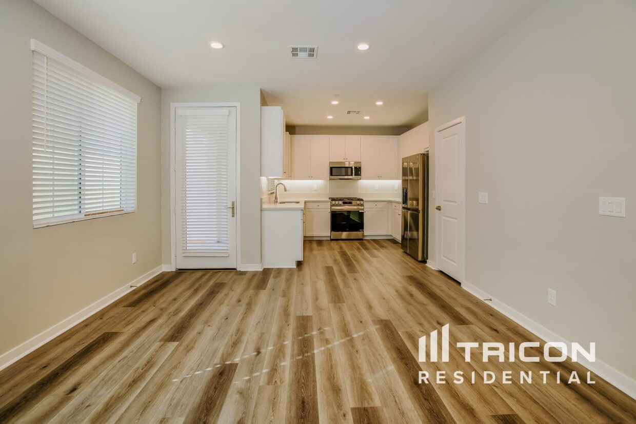 3D Tour - 31694 Luther Dr