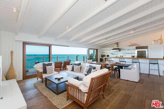 Photo - 24222 Malibu Rd