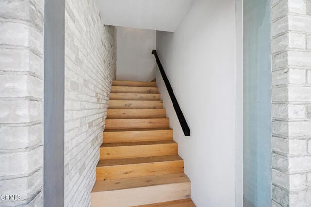 Photo - 1932 Hillhurst Ave