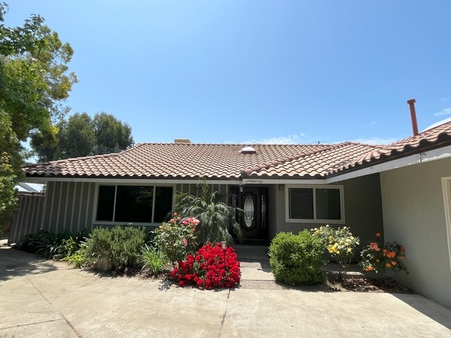 Photo - 2308 Henrietta Ave