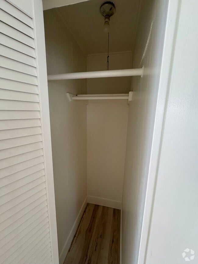 Building Photo - Quince St Unit 3022 1/2 Rental