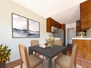 Photo - Tarzana Casa