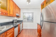 1BR, 1BA - 500SF - Kitchen - 7156-7160 Lexington Ave