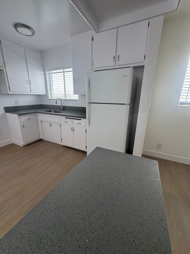 Photo - 11816 Chandler Blvd Unit 11