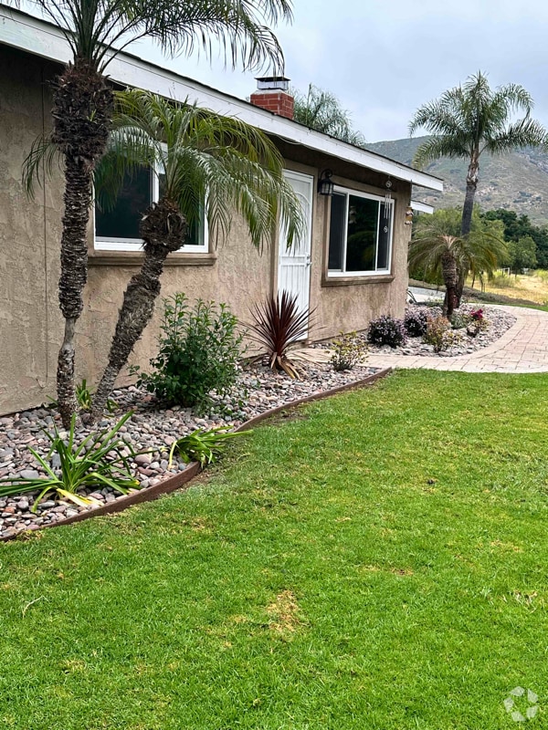 Building Photo - 5790 Dehesa Rd Rental