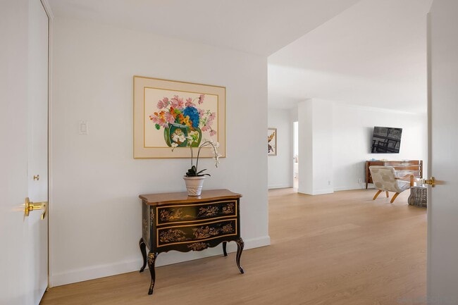 Photo - 939 Coast Blvd