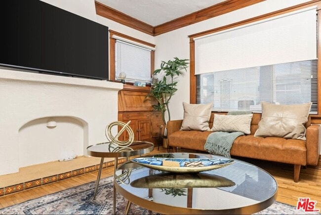 Photo - 736 Redondo Ave