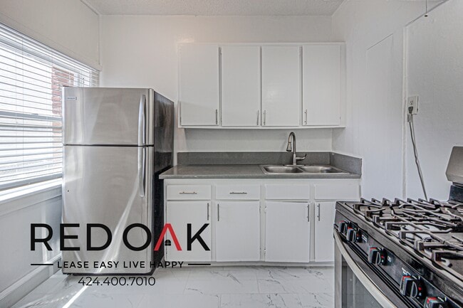Photo - 915 Grattan St Condo Unit 309