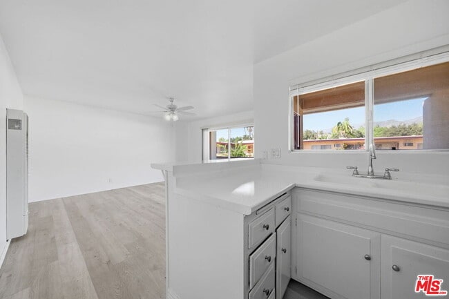 Photo - 1293 Garfield Ave Unit 34