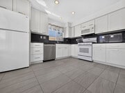 Kitchen - 1065 E Broadway