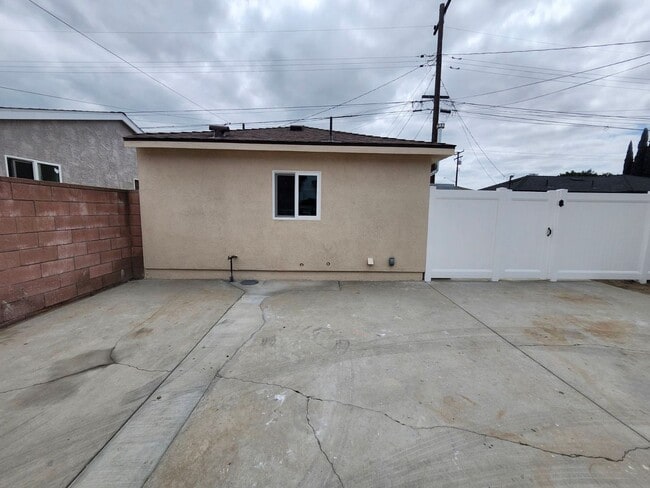 Photo - 13420 Harvest Ave Unit 13420 Harvest Ave