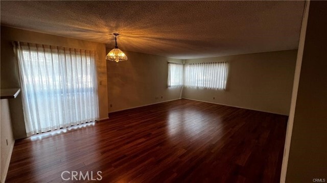 Photo - 410 W Milford St