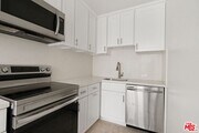Photo - 425 S Kenmore Ave Condo Unit 103