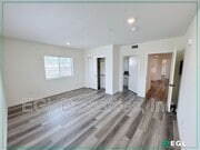 Photo - 10505 Hawthorne Blvd House