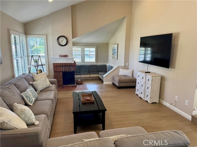 Photo - 17 Fallbrook