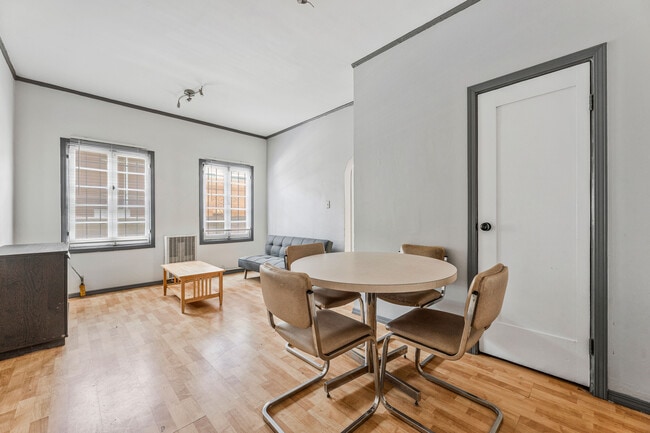 Building Photo - 2816 Ellendale Pl Unit 6