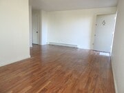 Photo - 4481mont Apartment Unit 4481A