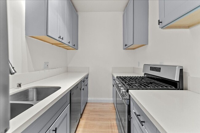 Photo - 1475 W Adams Blvd Unit 105