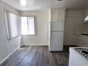 Photo - 1120 E Fairview Blvd Unit 1116