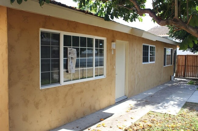 Photo - 520 Glover Ave Townhome