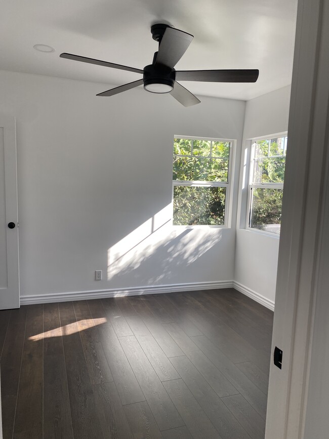 Photo - 2825 Moss Ave